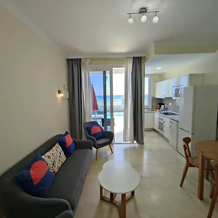 Apartament Nidos *